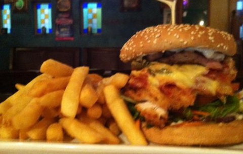 Molly Malones Irish Pub - Broome Tourism 1
