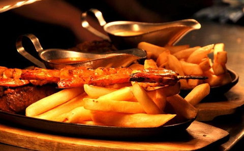 Squires Loft Robina - Broome Tourism 1