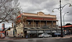 Royal Oak Hotel - Broome Tourism 0