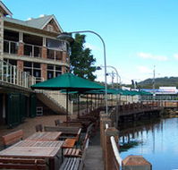 The Woodport Inn - Broome Tourism