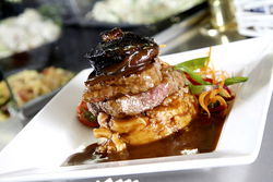 Kardinya Tavern - Broome Tourism 0