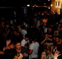 The Causeway Bar - Broome Tourism