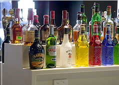 Macquarie Lounge - Broome Tourism 1