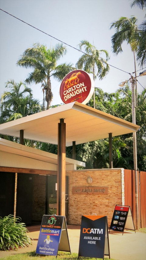 Rum Jungle Tavern - Broome Tourism 3