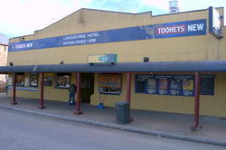 The Lake George Hotel - Broome Tourism 0