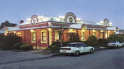 Newmarket Hotel Albury - Broome Tourism 0