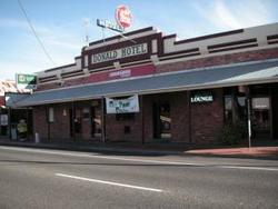 Donald Hotel - Broome Tourism 0