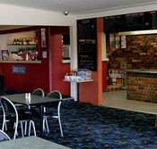 Greenwell Point Hotel - Broome Tourism