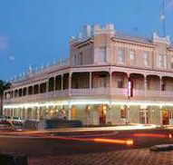 The Rose Hotel - Lounge Bar - Broome Tourism