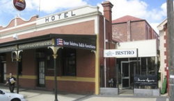 American Hotel Creswick - Broome Tourism 2