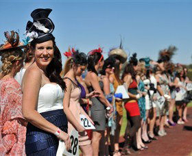 Alice Springs Turf Club - Broome Tourism 1