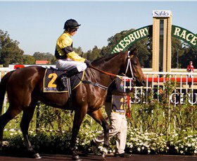 Hawkesbury Race Club - Broome Tourism 2