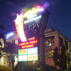 Brothers Leagues Club Cairns - Broome Tourism 0