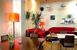 Buzzzbar Cafe - Broome Tourism 3