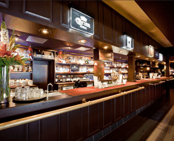 Civic Pub - Broome Tourism 1