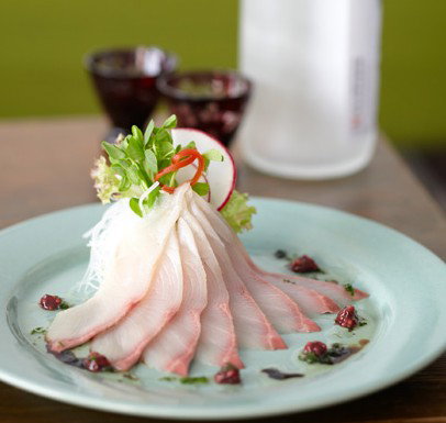Uchi Lounge - Broome Tourism 3