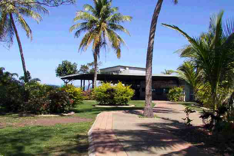Mandorah Beach Hotel - Broome Tourism 4