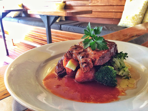 Ocean Shores Tavern - Broome Tourism 2