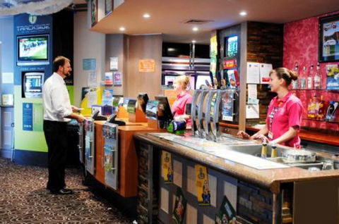 Hoppers Club - Broome Tourism 9