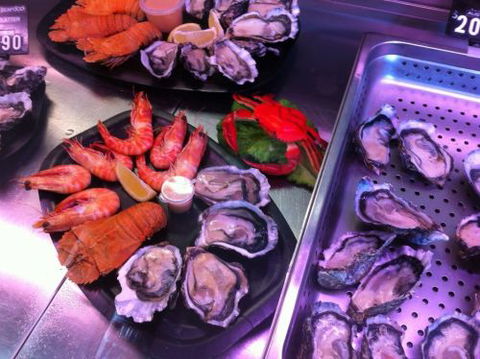 Harolds Seafood On The Strand - Broome Tourism 9