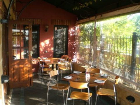 Belvideres Bar & Bistro - Broome Tourism 0