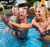 V3 Bar  Novotel Brighton Beach - Broome Tourism