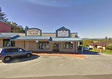 Cronins Liquor - Broome Tourism 3