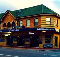 Queens Arms Hotel - Broome Tourism