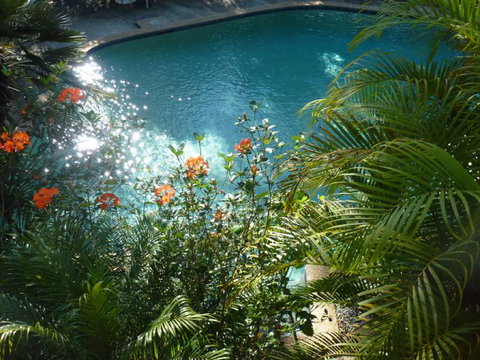 Avoca Beach Hotel - Broome Tourism 0