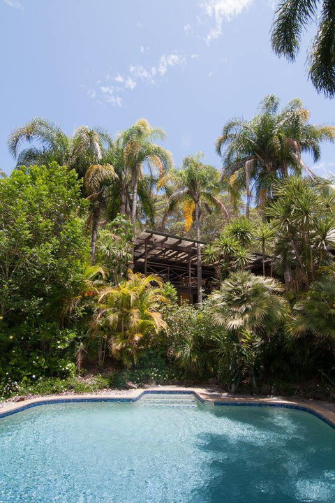 Avoca Beach Hotel - Broome Tourism 2