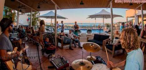 Anchor Bar - Broome Tourism 1