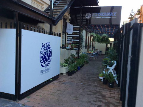 Hideaway Cafe & Restaurant - Broome Tourism 0