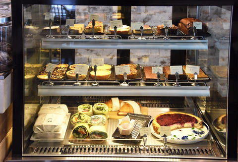 The Vale Cafe - Broome Tourism 3