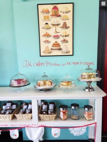 Rockabellas Roadside Diner - Broome Tourism 0