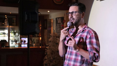 Based Comedy At The Dog And Parrot Tavern - Broome Tourism 0