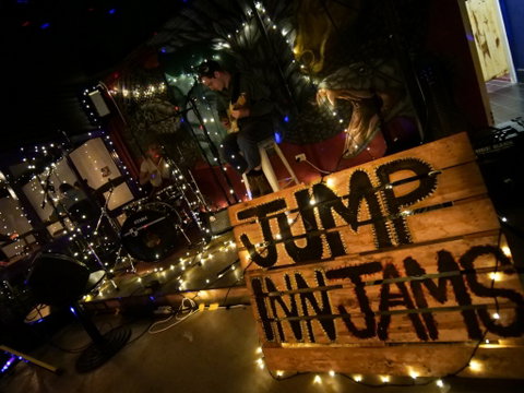 Jump Inn Jam Sessions - Broome Tourism 0