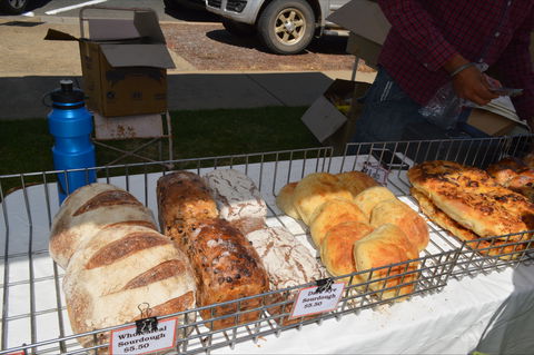 Naponda Farmers Market - Broome Tourism 1