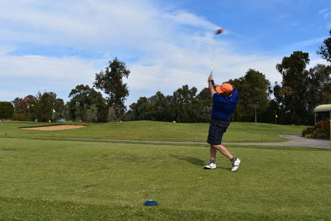 Nine And Dine Golf And Buffet Dinner With Seafood - Broome Tourism 2