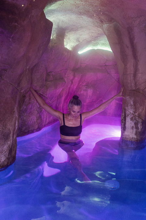 Winter Bliss - Deep Blue Hot Springs Warrnambool - Broome Tourism 0