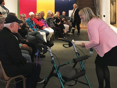 Accessible Art Tours In The Gallery - Broome Tourism 0