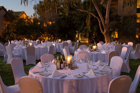 Christmas Day Lunch At DoubleTree By Hilton Alice Springs - Broome Tourism 1