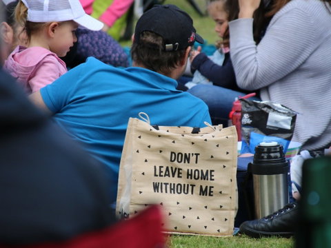 Music In The Gardens - Mitch King - Broome Tourism 2