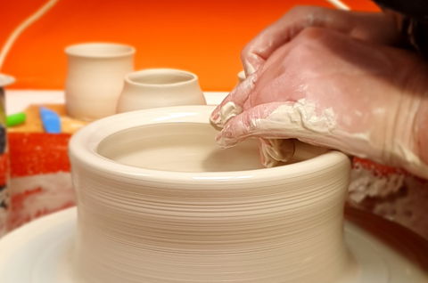 Beck Davies Ceramics Pottery Classes And Workshops - Broome Tourism 1