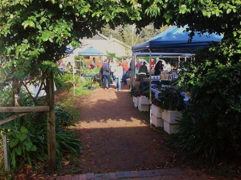 Berry Produce Market - Broome Tourism 0