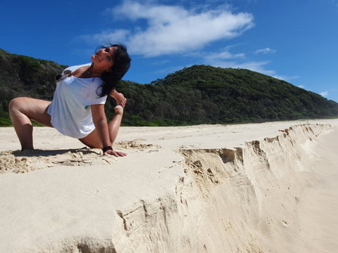 Blueys Yoga In Smiths Lake Online - Broome Tourism 0