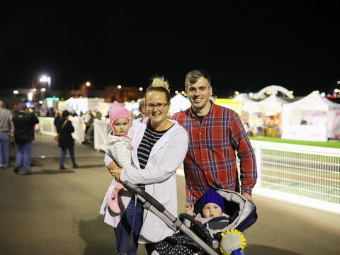 Gosford Night Markets - Broome Tourism 2