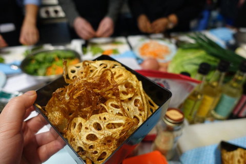 Japanese Cooking - Broome Tourism 1