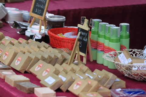 QCWA Sunday Markets Charters Towers - Broome Tourism 0