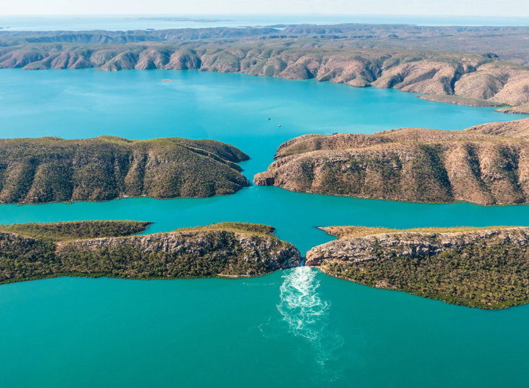 Explore the Horizontal Falls and Kimberley Coast by Air and Sea