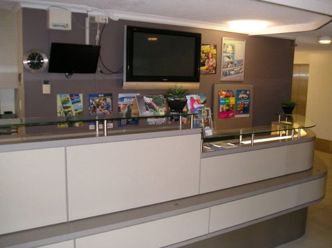 Beachfront Towers - Broome Tourism 2